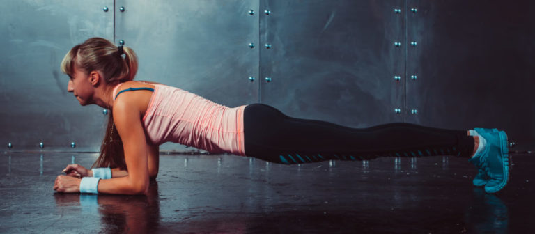 woman doing a plank.