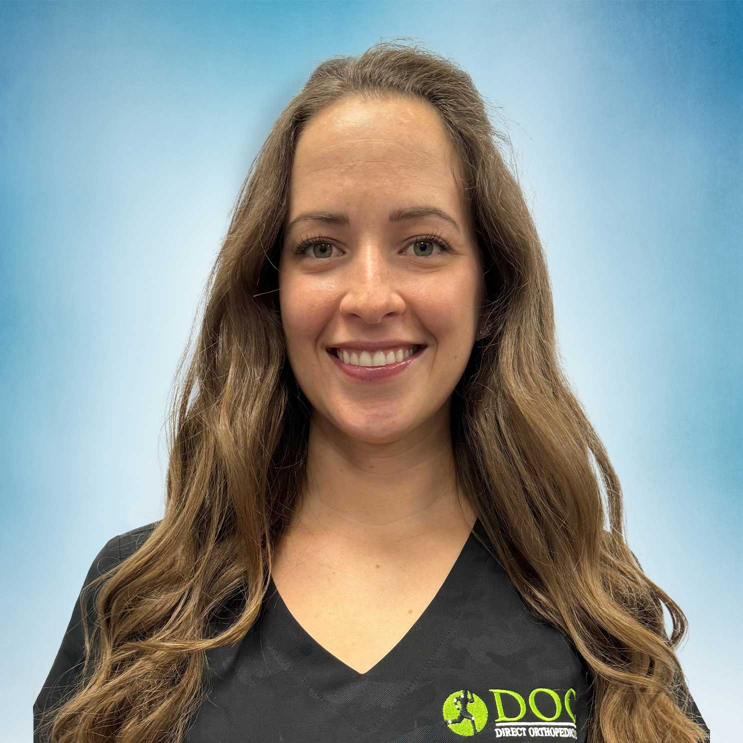 Headshot of Caitlin Owens, PT, DPT.