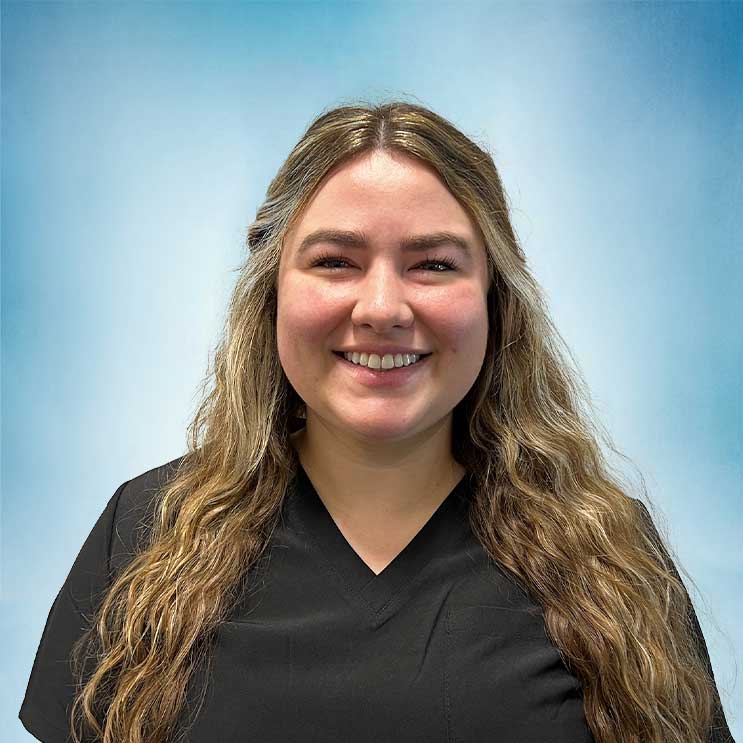Headshot of Manon Harrell PT, DPT, Cert. DN.