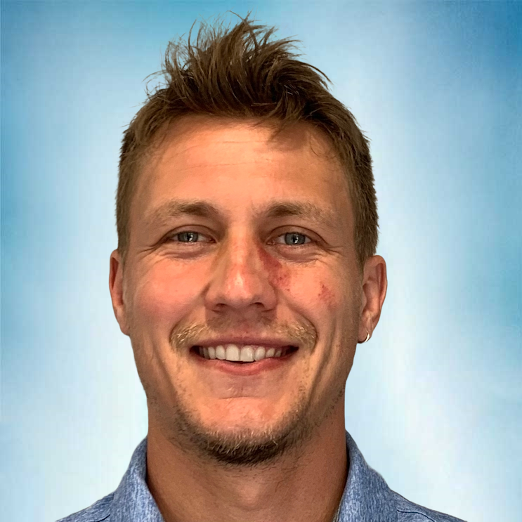 Headshot of Chris Pietraszkiewicz PT, DPT.