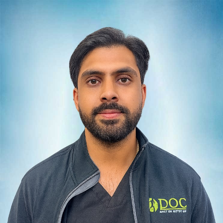 Headshot of Dr. Armaan Jivraj PT, DPT.